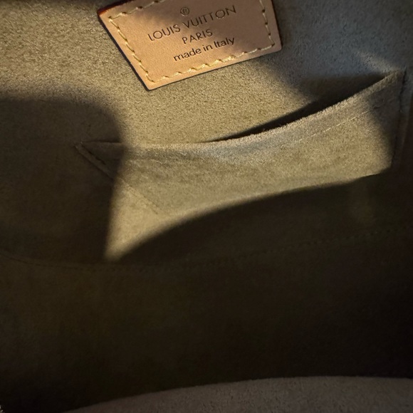 Louis Vuitton Monogram Boite Chapeau Souple MM - Picture 9 of 12